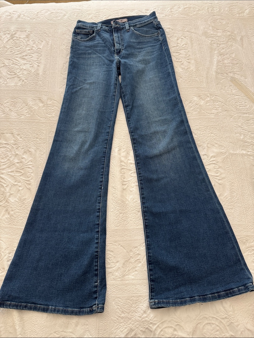Joe’s jeans Women's Dark Blue Flare Jeans - Classic High-Rise Fit